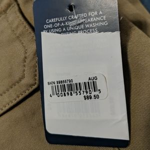 Lucky brand khaki pants size 29